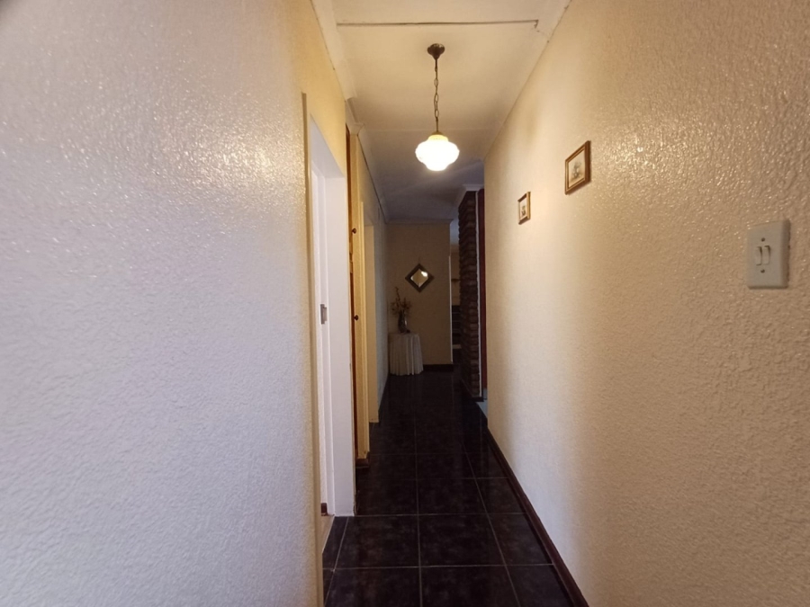3 Bedroom Property for Sale in Meiringspark Ext 4 North West